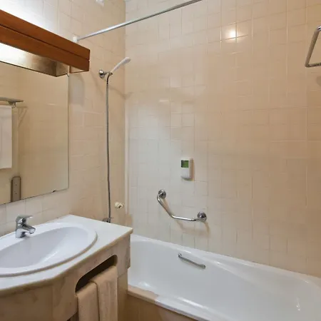 Hotel Colina Dos Mouros 3*