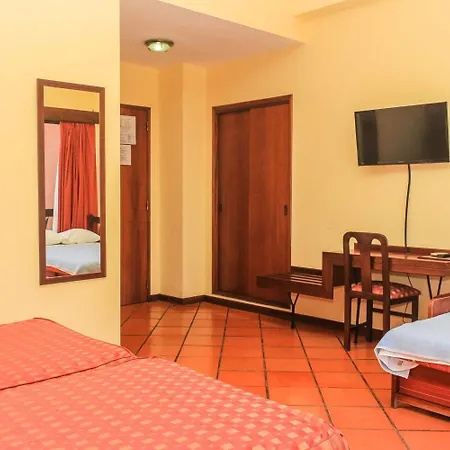 Hotel Colina Dos Mouros 3*