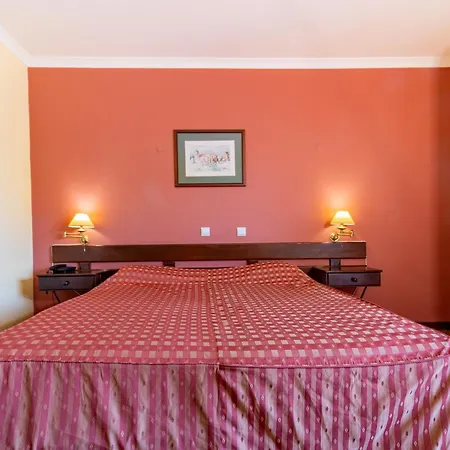 Colina Dos Mouros 3*