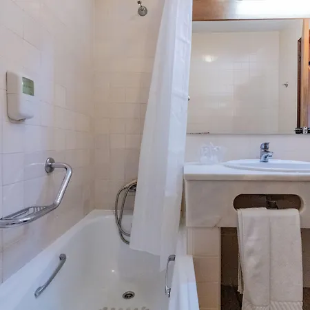 Hotel Colina Dos Mouros 3*