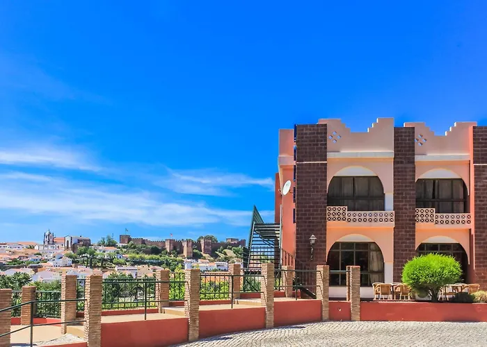 Colina Dos Mouros 3*