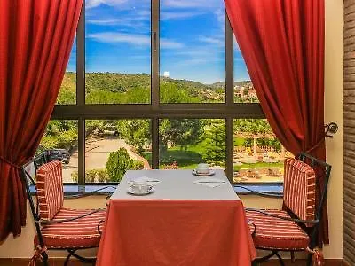 Colina Dos Mouros Otel